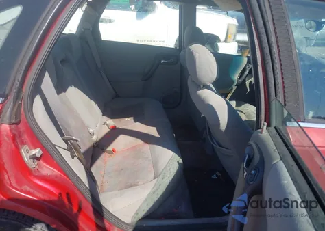 2003 Saturn L-Series L200 z USA, uszkodzony, nr VIN 1G8JU54F03Y524057